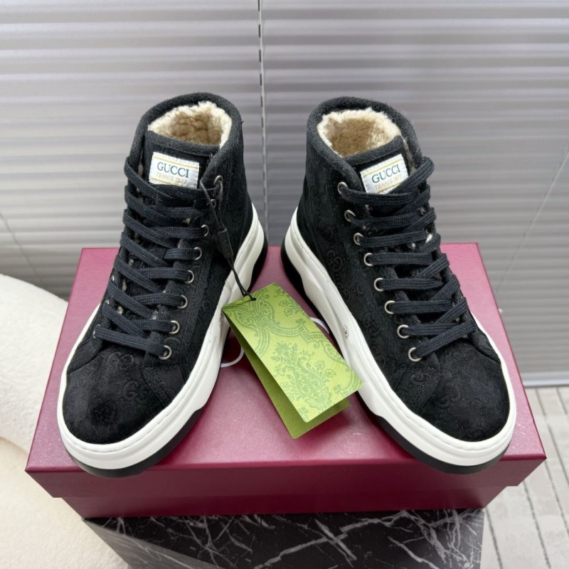 G*u*i casual shoes